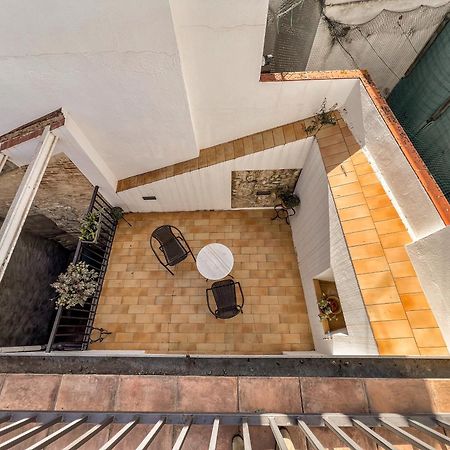 Ganganell Atic Apartamento Con Terraza En Besalú Eksteriør bilde