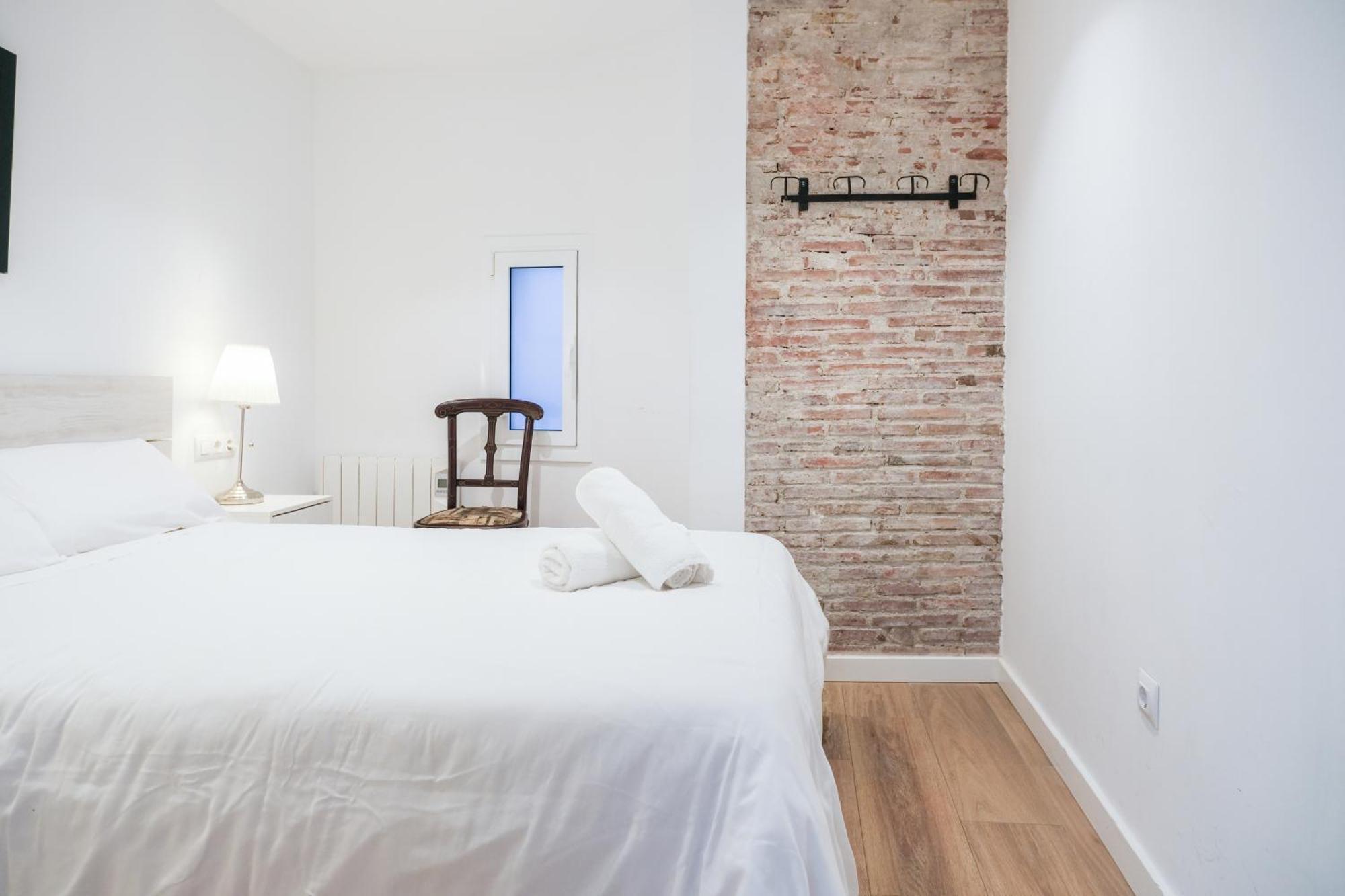 Ganganell Atic Apartamento Con Terraza En Besalú Eksteriør bilde